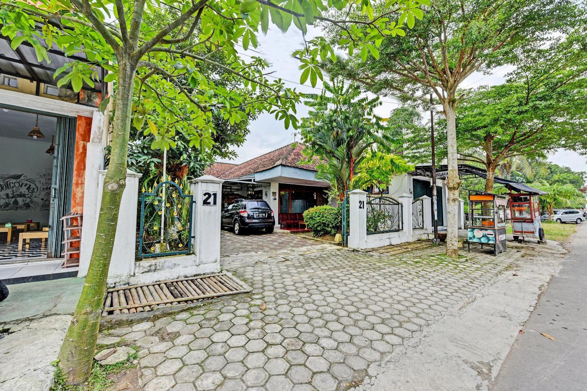 Spot On 91372 Wisma Bulin Purwokerto Exteriér fotografie