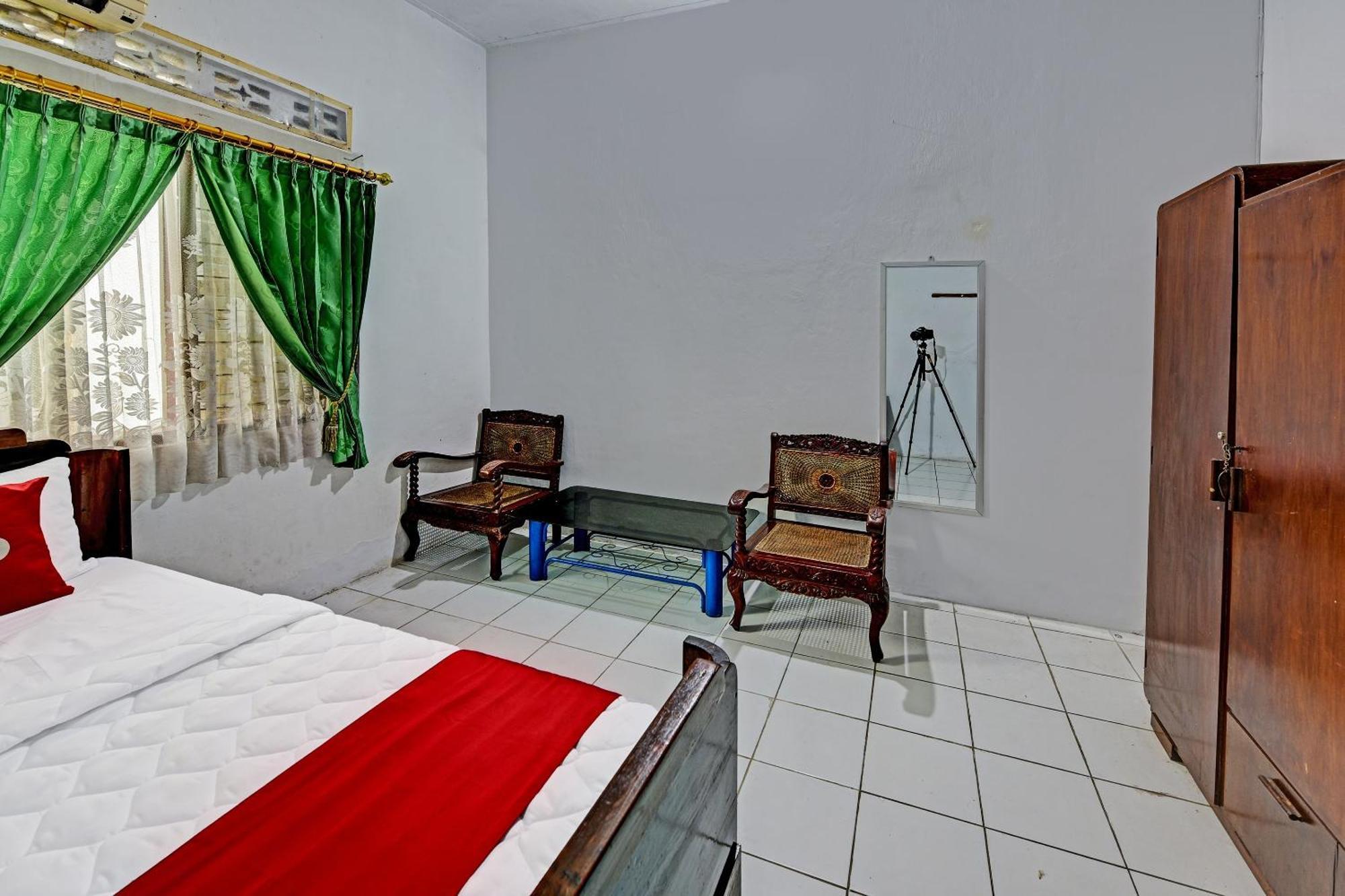Spot On 91372 Wisma Bulin Purwokerto Exteriér fotografie